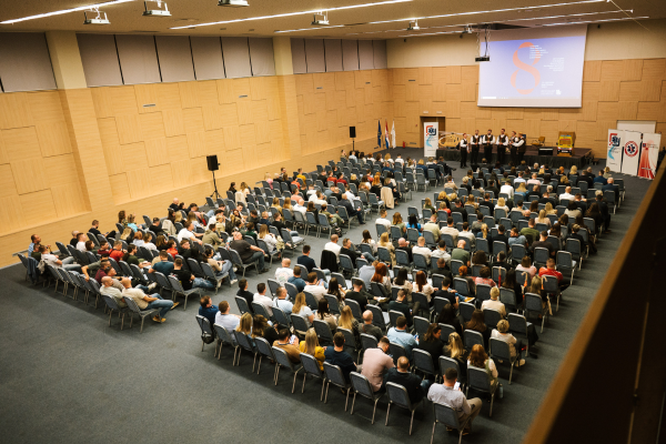 8. Kongres hitne medicine medicinskih sestara i medicinskih tehničara s međunarodnim sudjelovanjem počeo u Vodicama